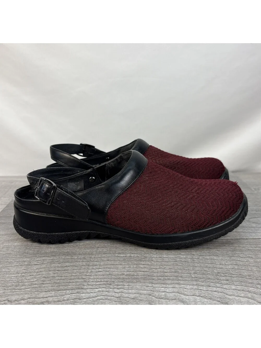 Drew Savannah Women's Orthopedic Clog Burgundy Wavy Stretch 11